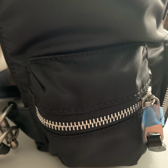 🔴SOLD🔴NEW Burberry small Rucksack Backpack Nylon - Picture 5 of 8